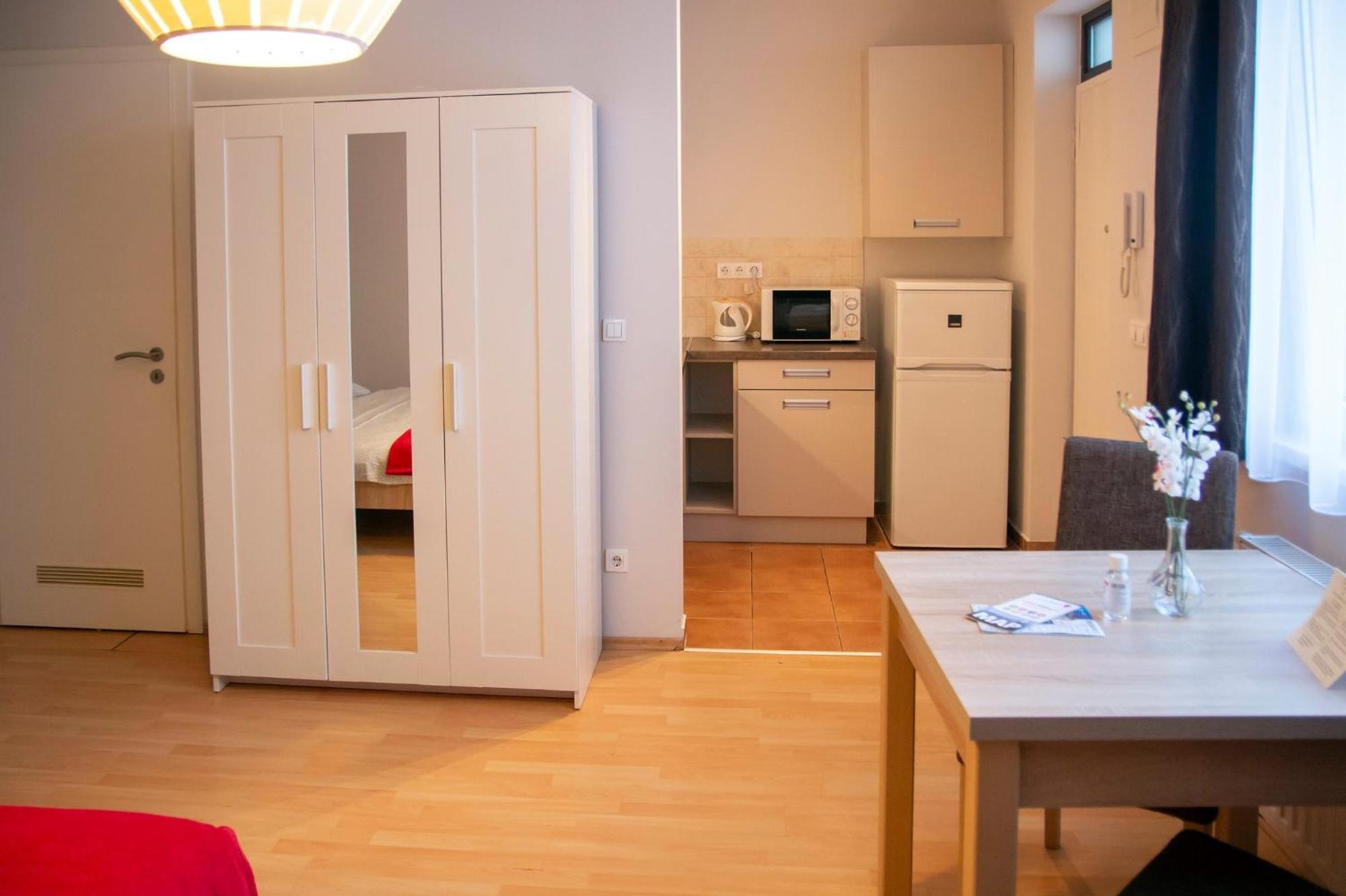 Keleti Studio Apartments Budapest Ngoại thất bức ảnh